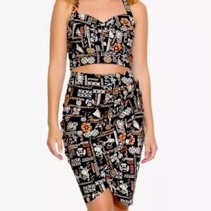 Hot Topic Disney Moana Two Piece Tiki Skirt Set